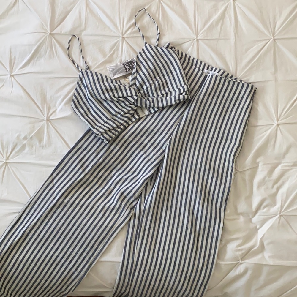 J.D. Luxe Striped Jumpsuit size Small
